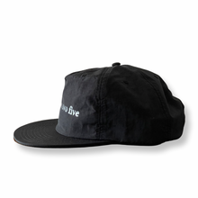 Load image into Gallery viewer, surf &amp; city cap - grey on black
